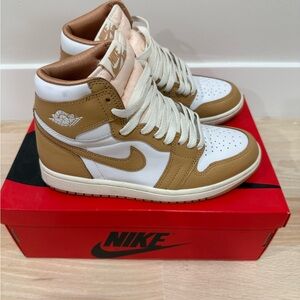 Jordan Women's Tan and White Sneakers